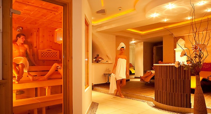 Hotel Berghof, Mayrhofen ski chalet, image 6